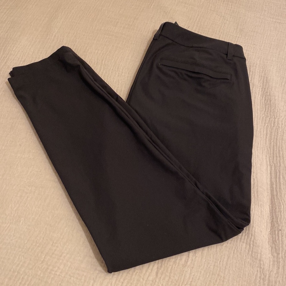 Lululemon athletica Classic Black Straight-Leg Trousers. Size 33